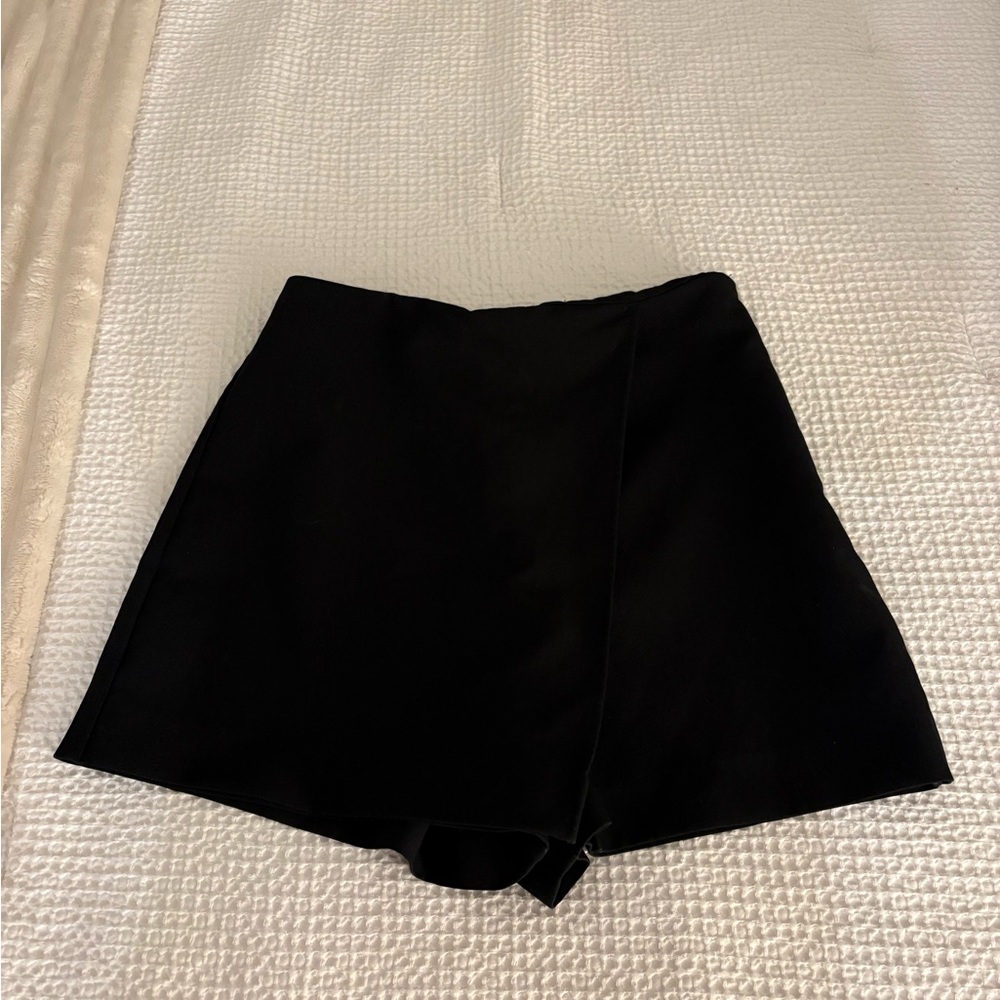 Zara Black Women's Skorts